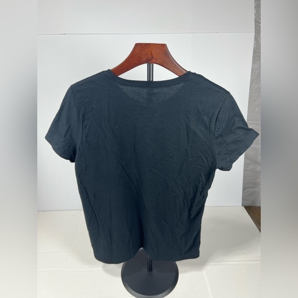 Gildan Black Graphic Tee - Picture 8 of 8